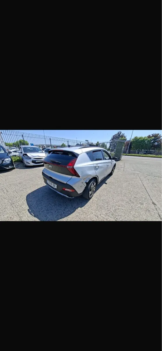 Car - Image 4