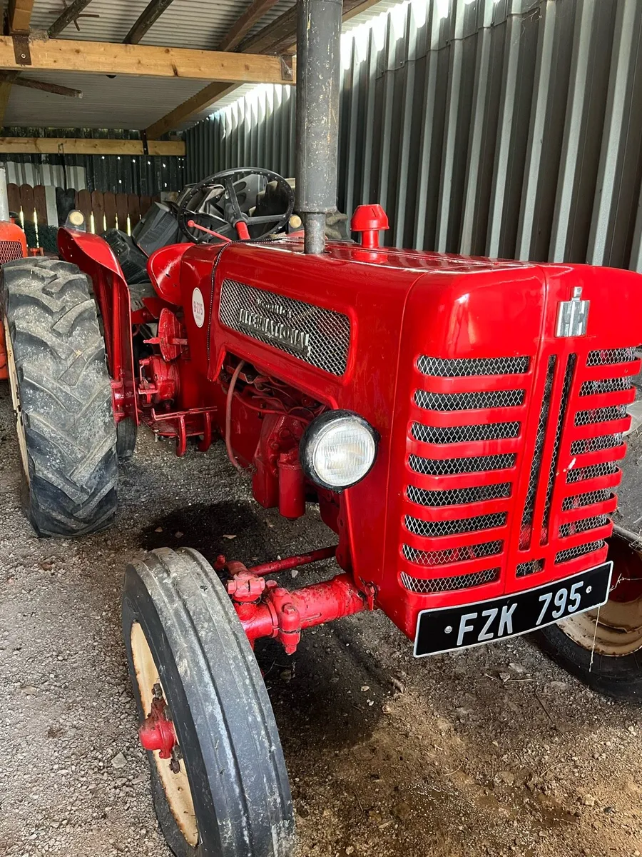International Tractor - Image 1
