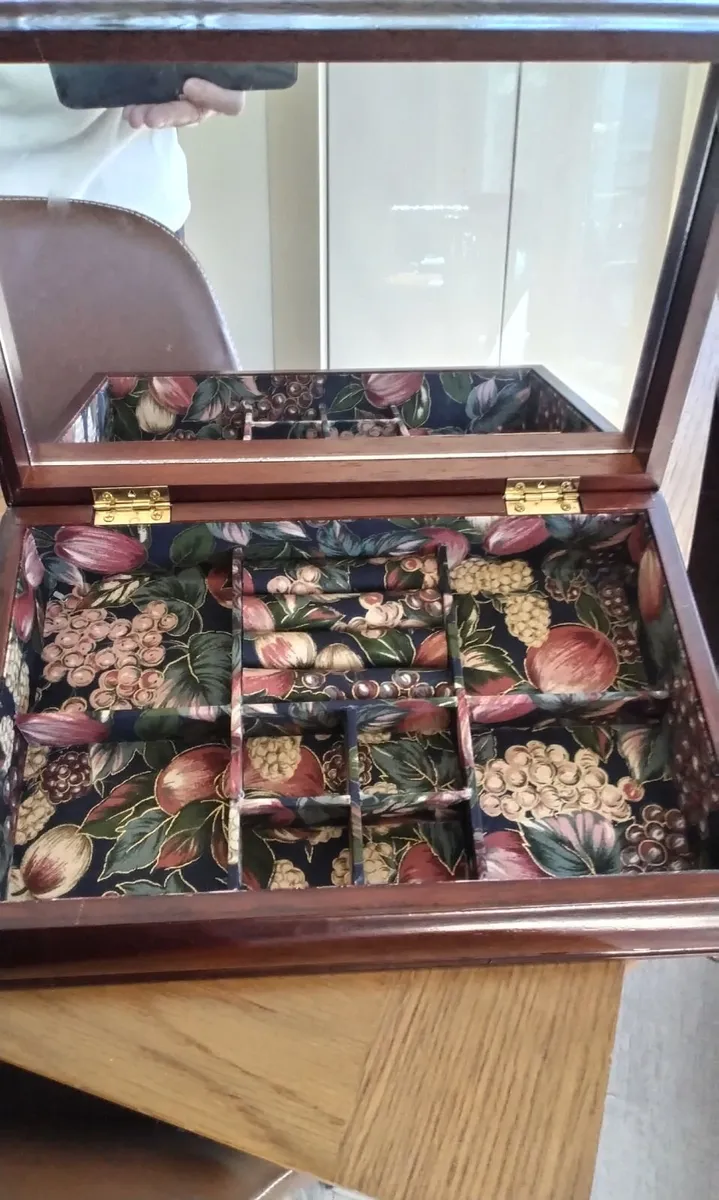 Jewellery Box - Image 2