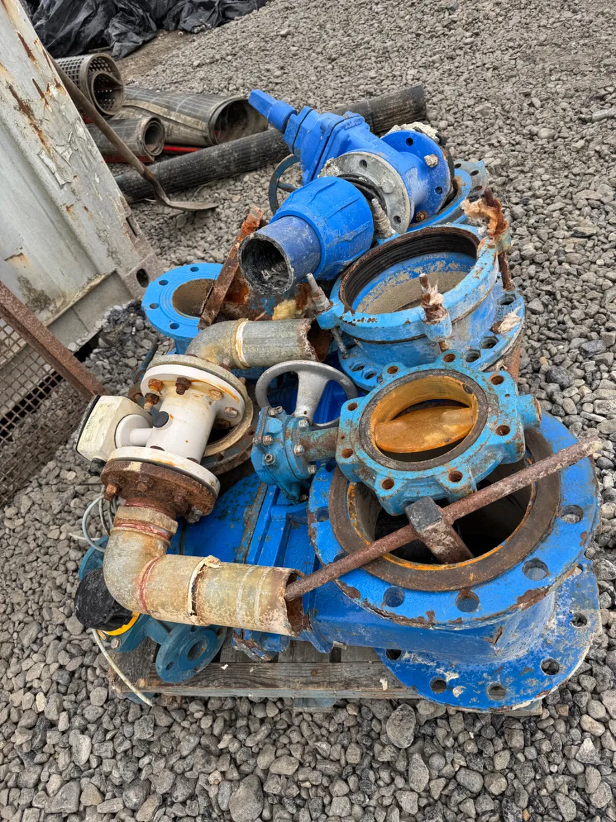 GATE VALVES AND WAVIN  JOINERS - Image 2