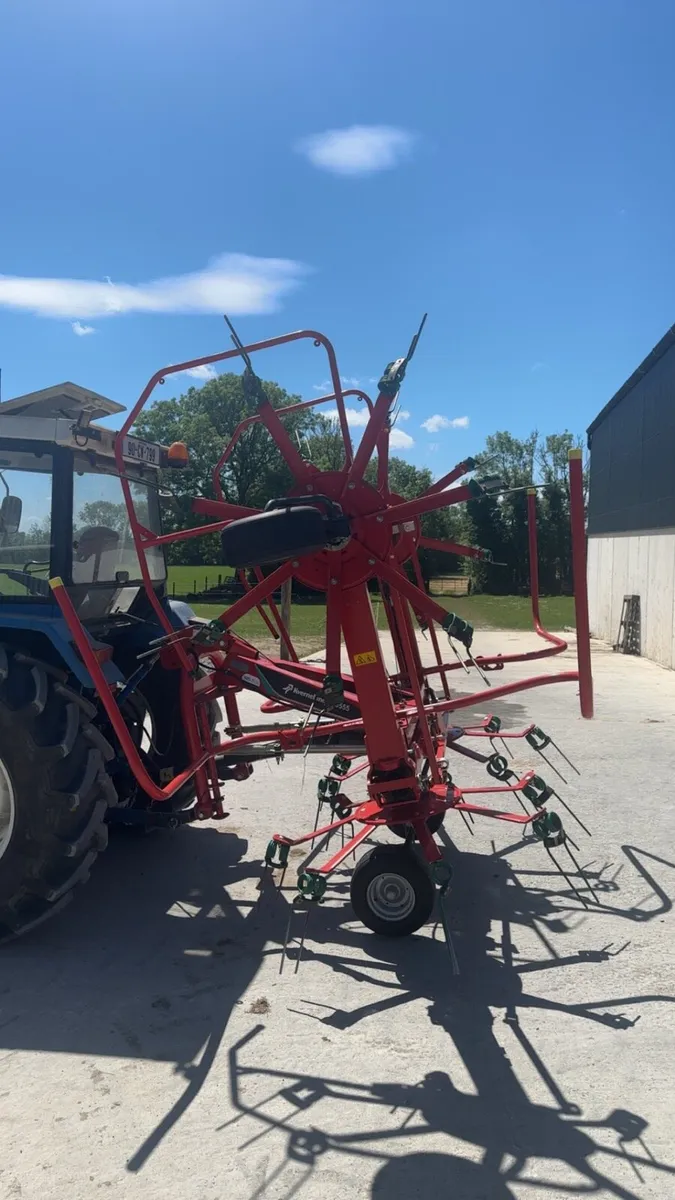 8555 Kverneland Tedder - Image 3