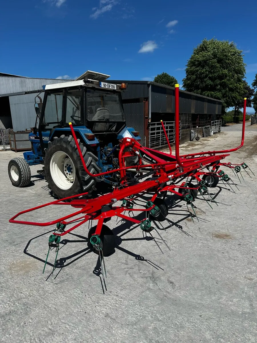 8555 Kverneland Tedder - Image 1