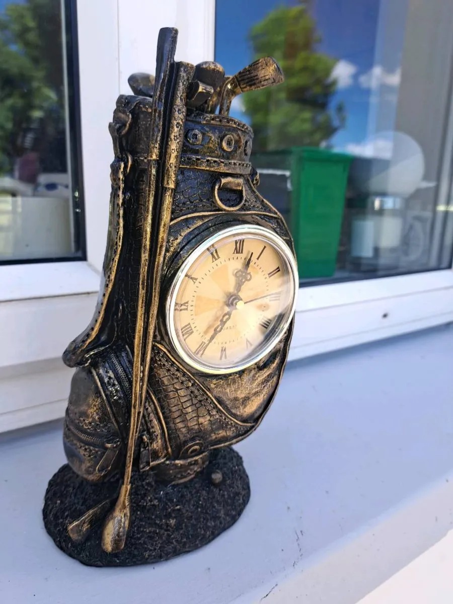 New golfing  clock - Image 1