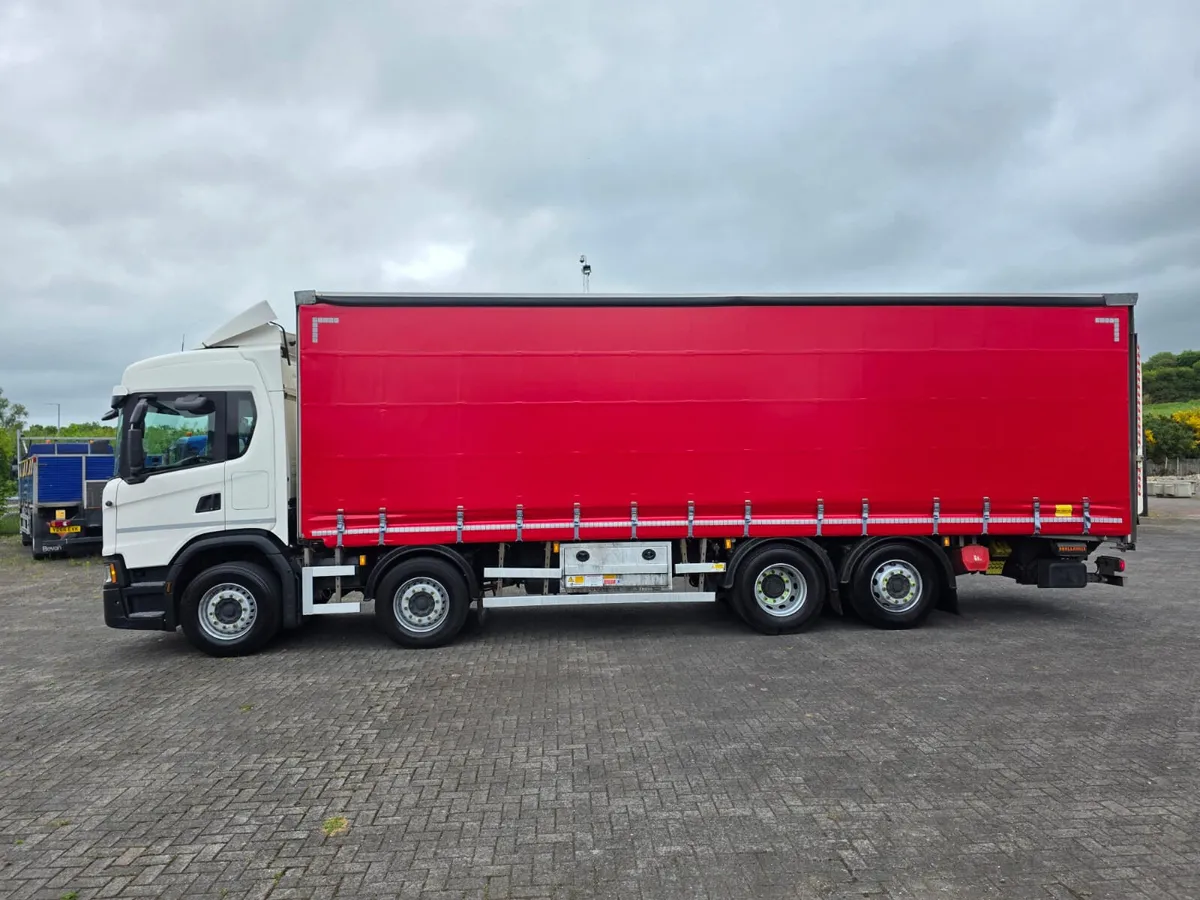 2021 Scania G410 8X2 Rear Lift Steer 30ft curtains - Image 4