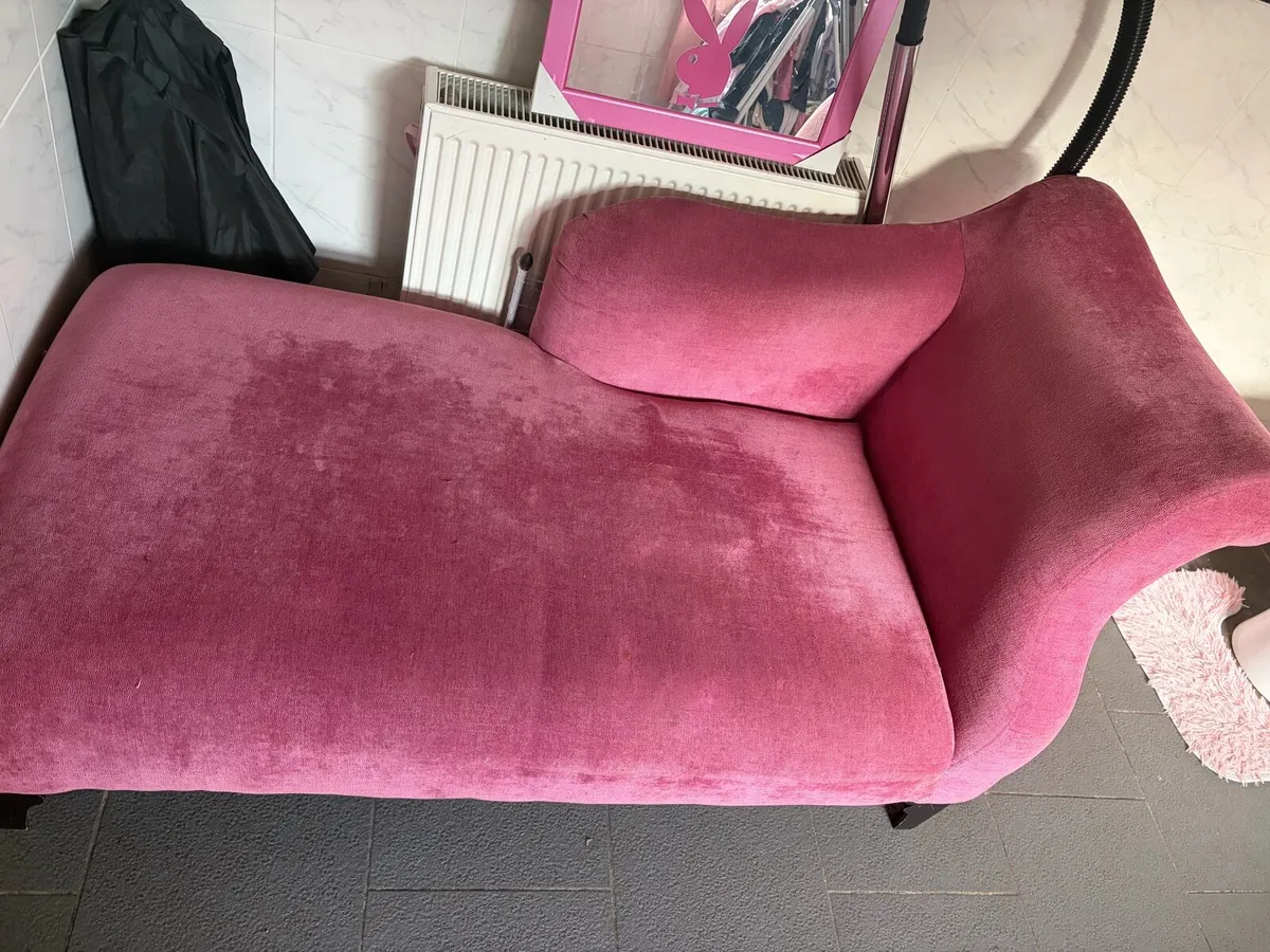 Lounge chair