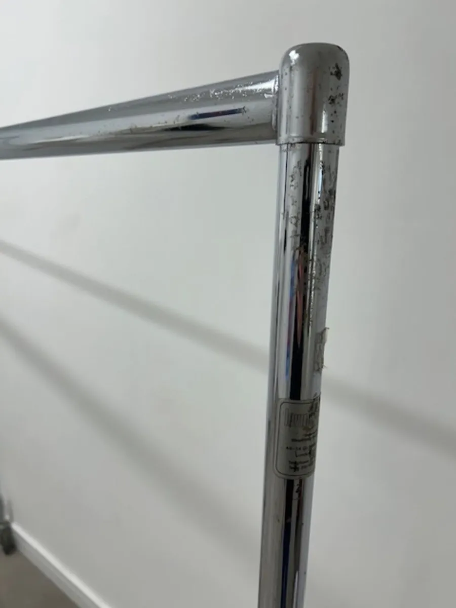 clothes rail - Image 4