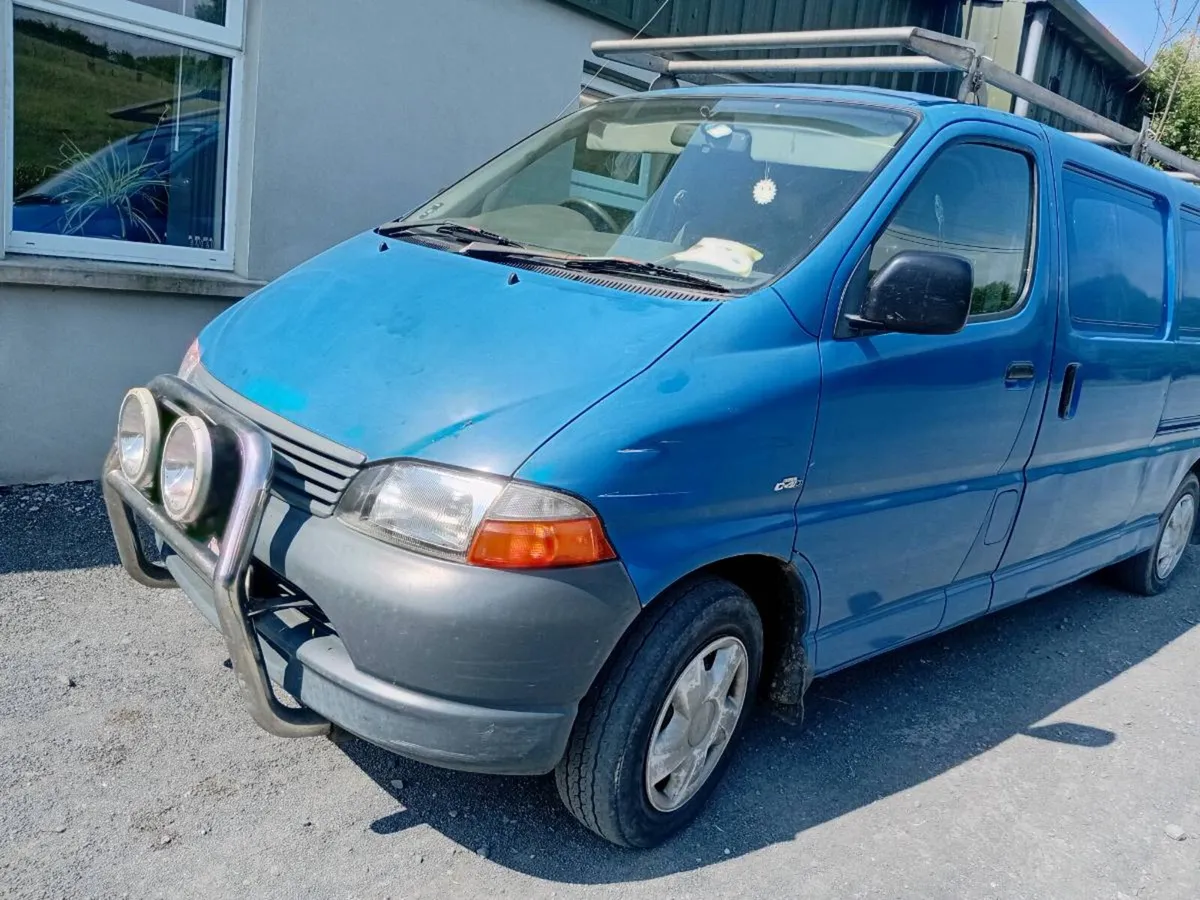 Toyota hiace - Image 4