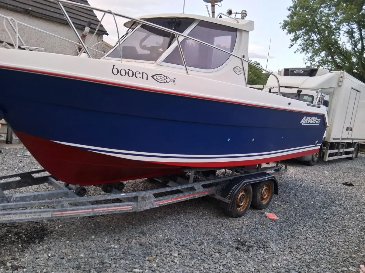 Boat - Image 4