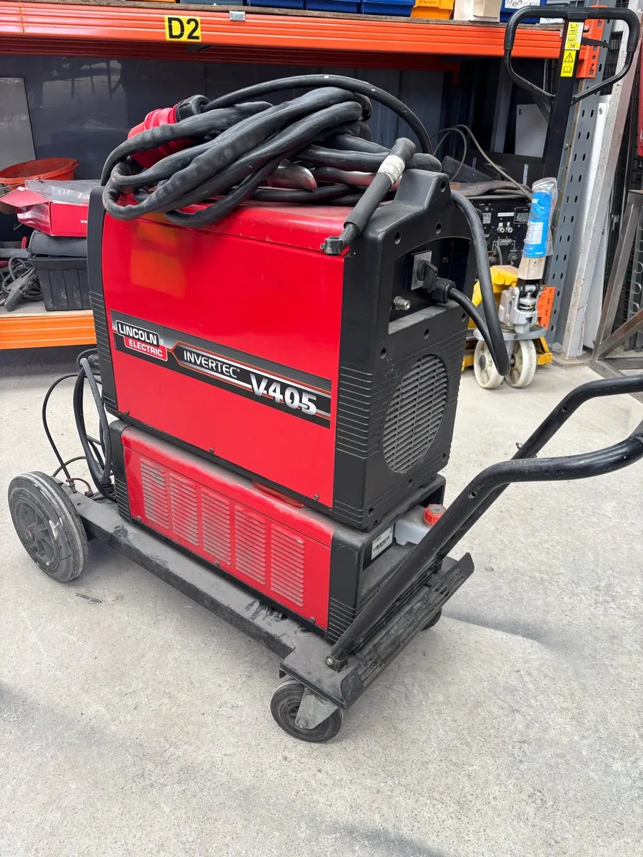 Lincoln electric Invertec V405 Pulse welder - Image 2