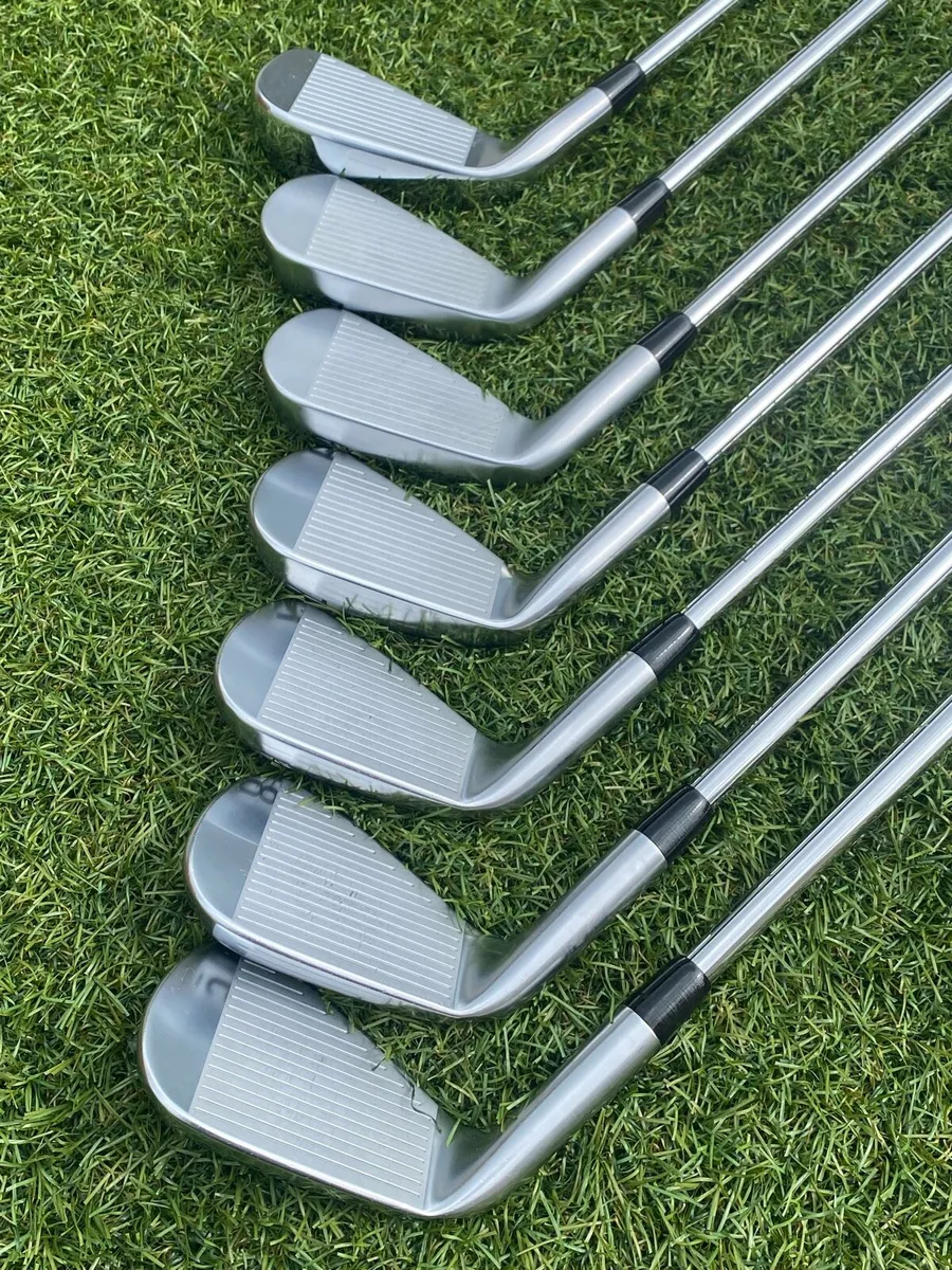Srixon/ Titleist Combo Iron Set (4-PW) - Image 2