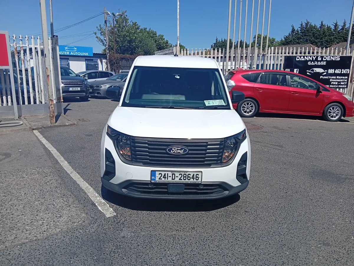 Ford Transit Courier 2024 trend - Image 2