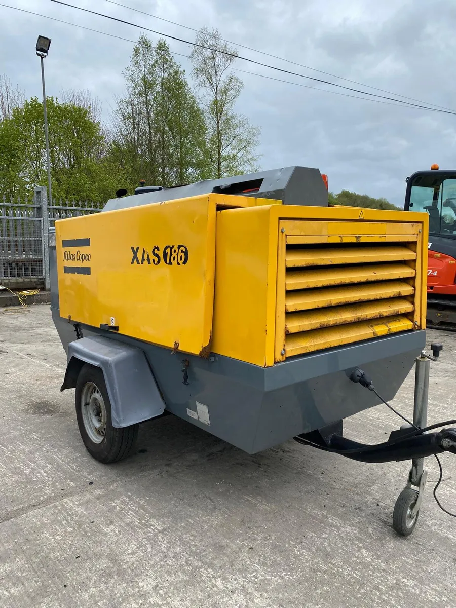 2014 ATLAS COPCO XAS186 400CFM COMPRESSOR - Image 4