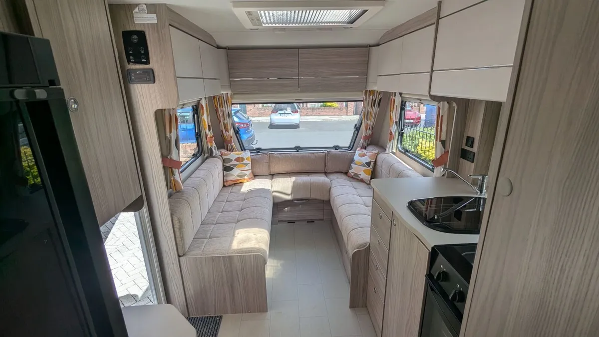 2023 Elddis Xplore 585 5 berth within warranty - Image 3