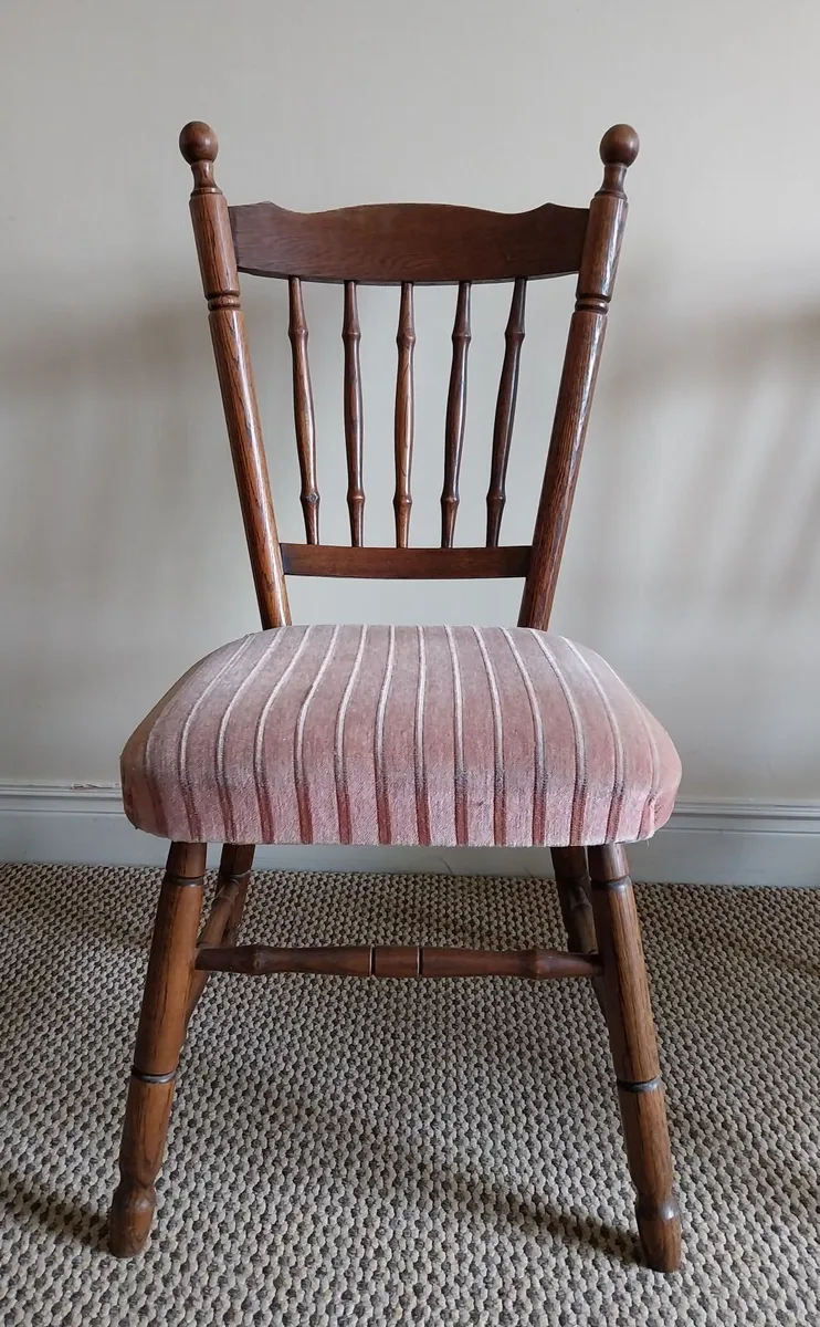 4 x Pink Chairs - Image 3