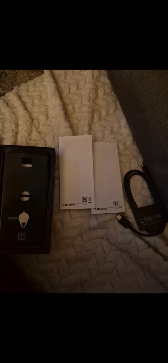Samsung  s22 - Image 3