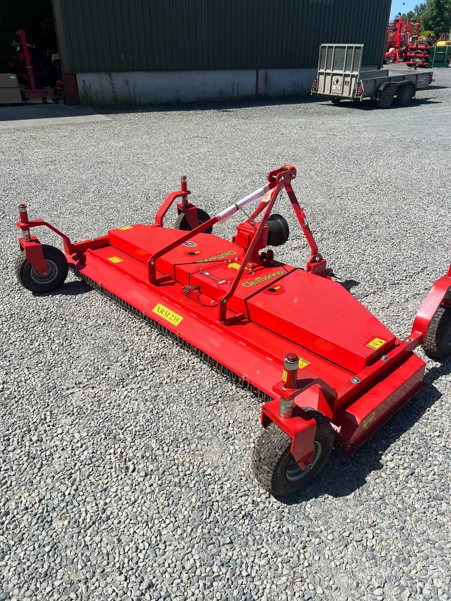 NEW DEMO DELMORINO 8ft FINISHING MOWER - Image 4