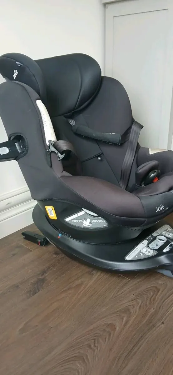 Joie i-spin 360° Isofix Car Seat - Image 1