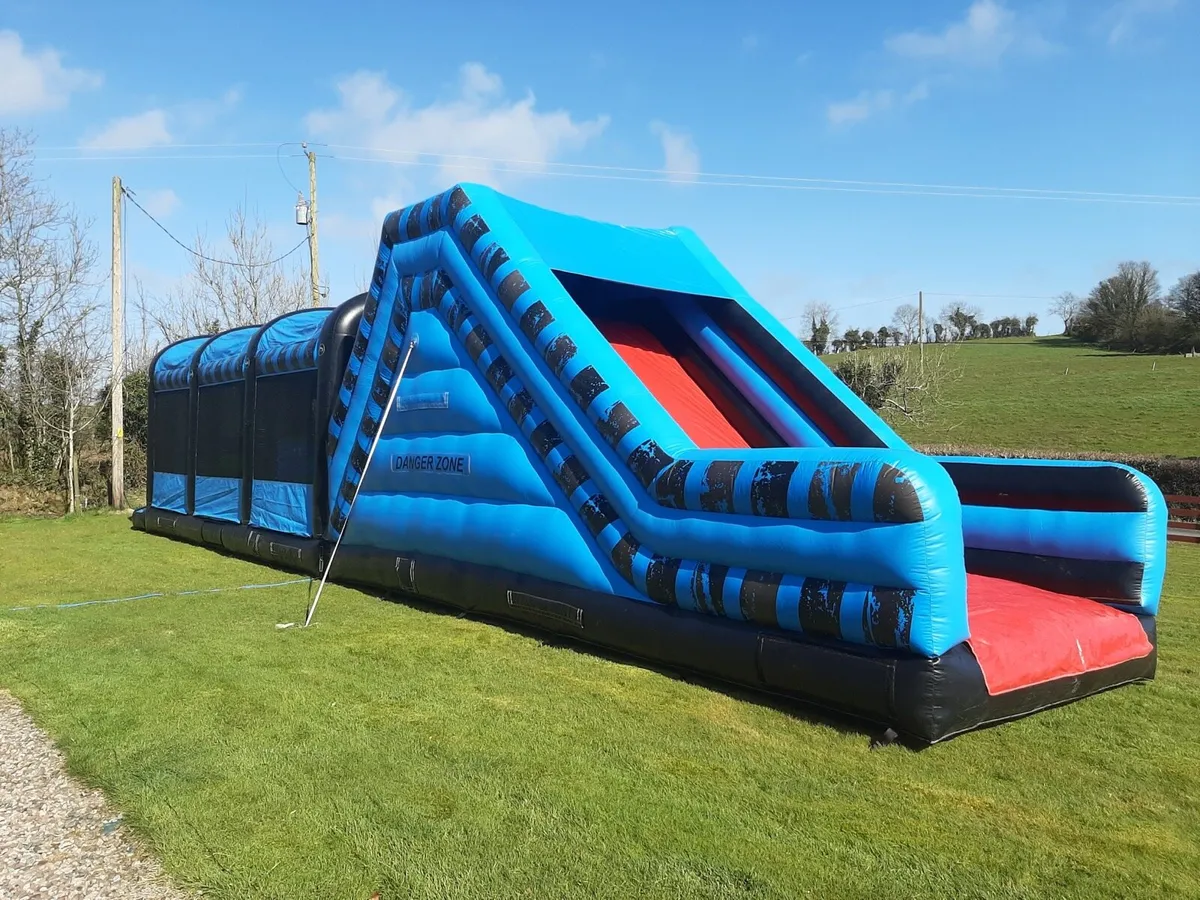 Bouncing castle - Image 1