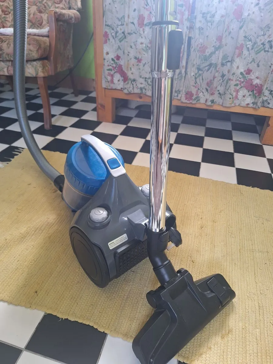 AUREKA Cylinder hoover - Image 4