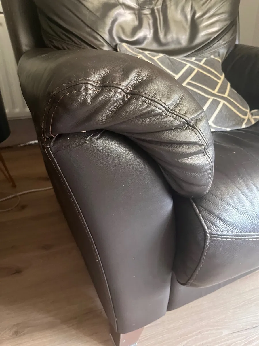 Free Furniture - Image 4