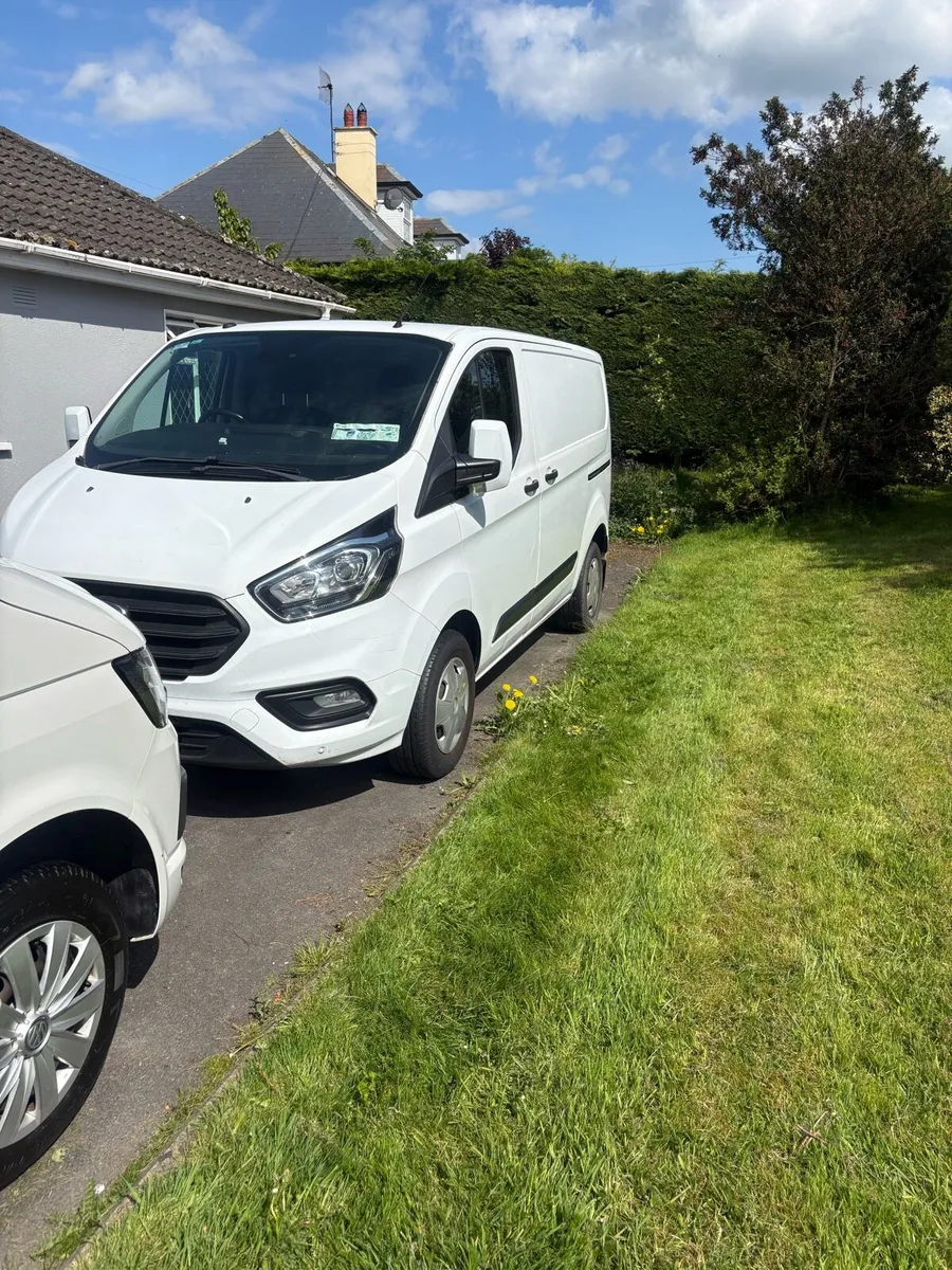 Ford transit custom van - Image 2