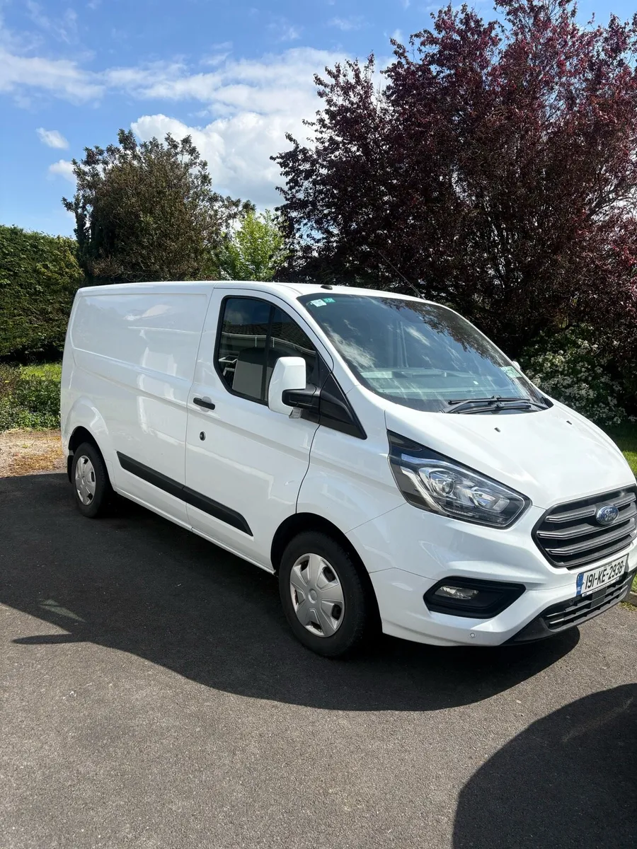 Ford transit custom van - Image 1