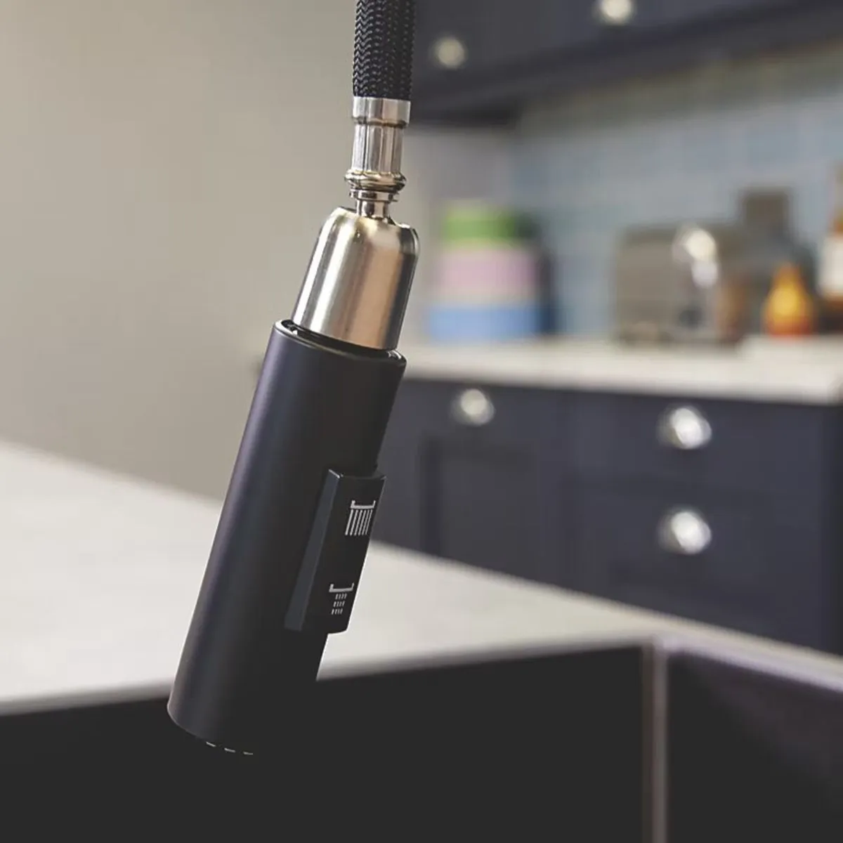 Matt Black Pull-Out Kitchen Mixer Tap - Image 4