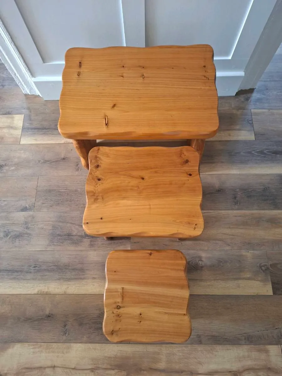 Nest of tables - Image 4