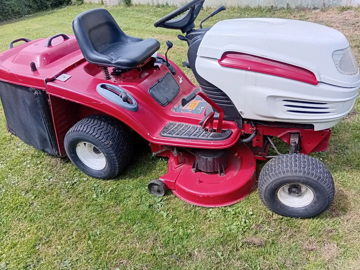 MTD Ride on mower - Image 4