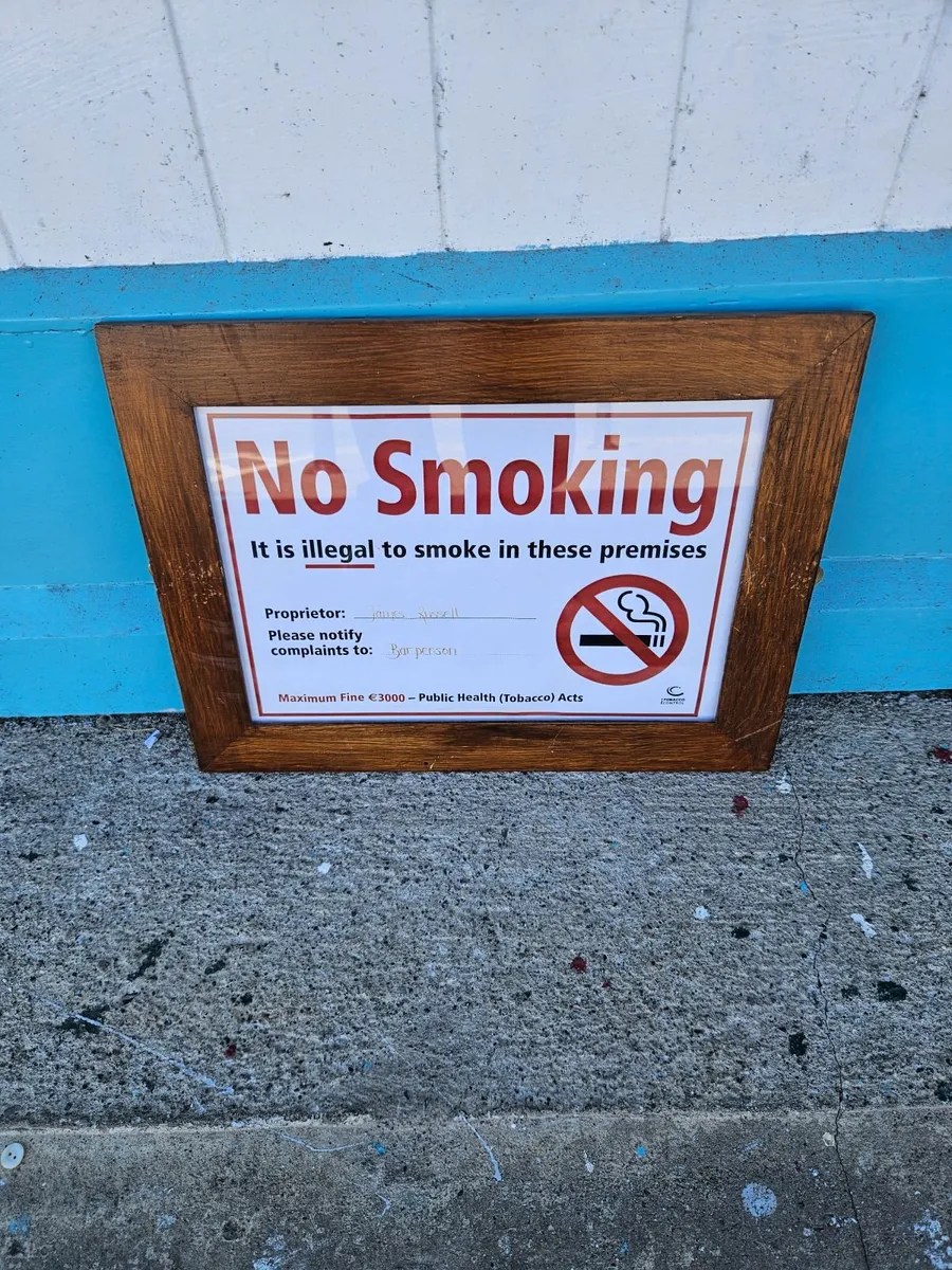 Pub No Smoking Sign - Image 1