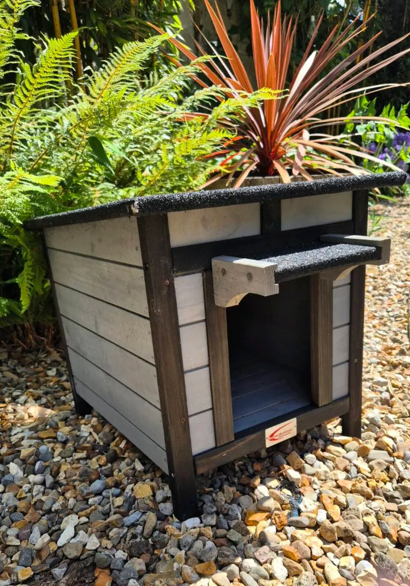 Cat/rabbit/Guinea Pig outdoor/indoor Hide house - Image 2