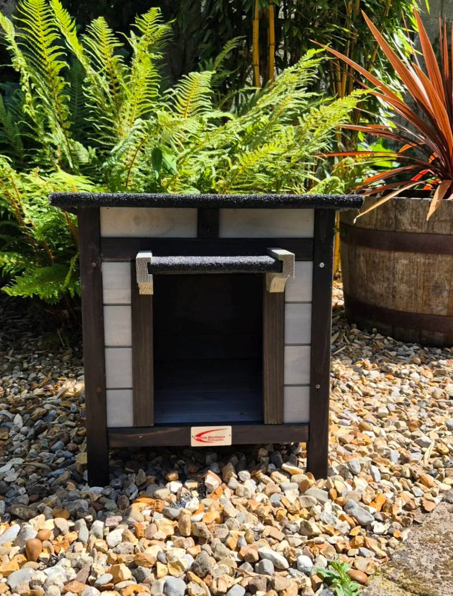 Cat/rabbit/Guinea Pig outdoor/indoor Hide house - Image 3