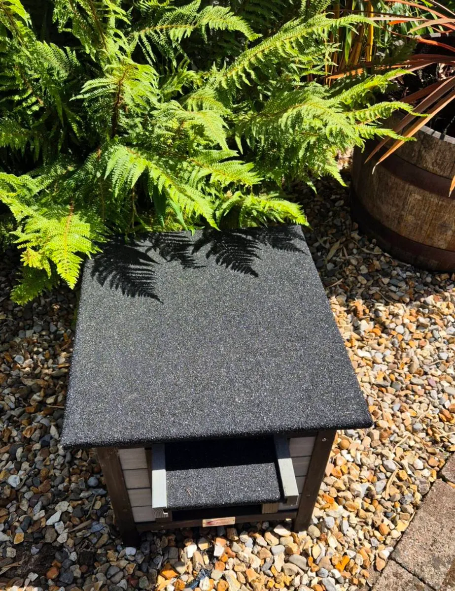 Cat/rabbit/Guinea Pig outdoor/indoor Hide house - Image 4
