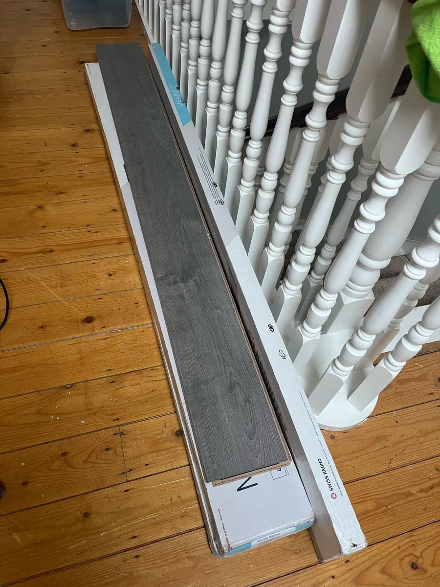 Laminate flooring - Image 3
