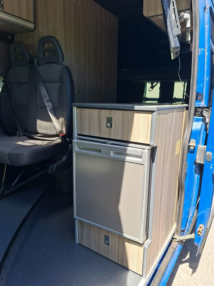 Campervan - Image 3