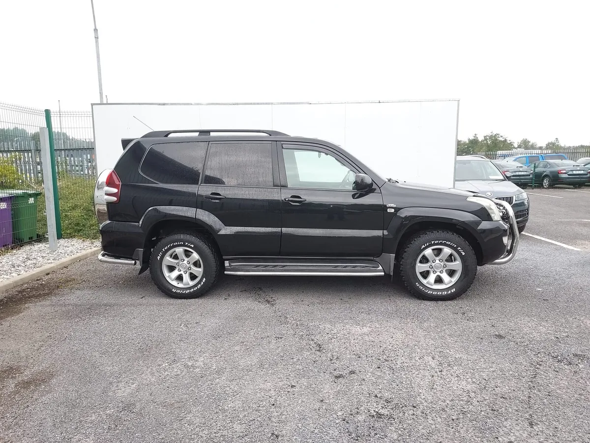 Toyota landcruiser - Image 2