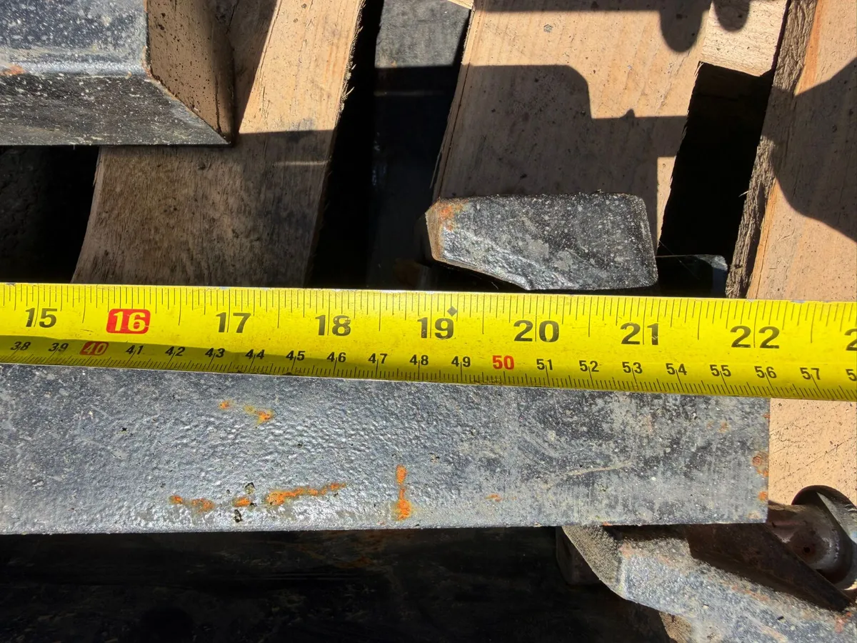 For Sale: Fork Sets for Forklift - Image 4
