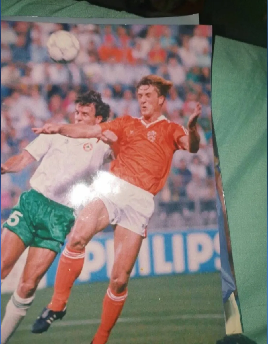 RARE FOOTBALL IRISH PICTURES AND TICKET - Image 2