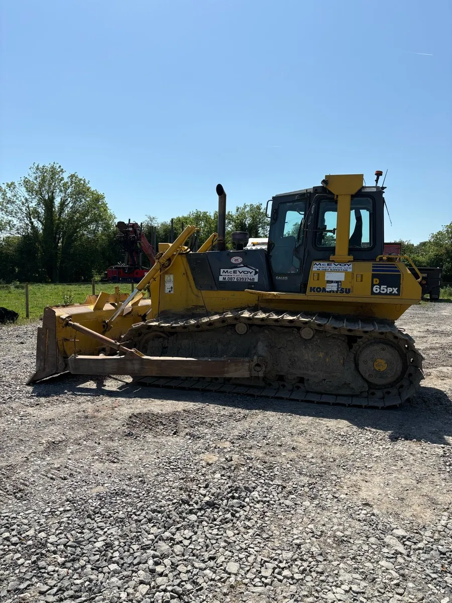 Komatsu D65 - Image 3