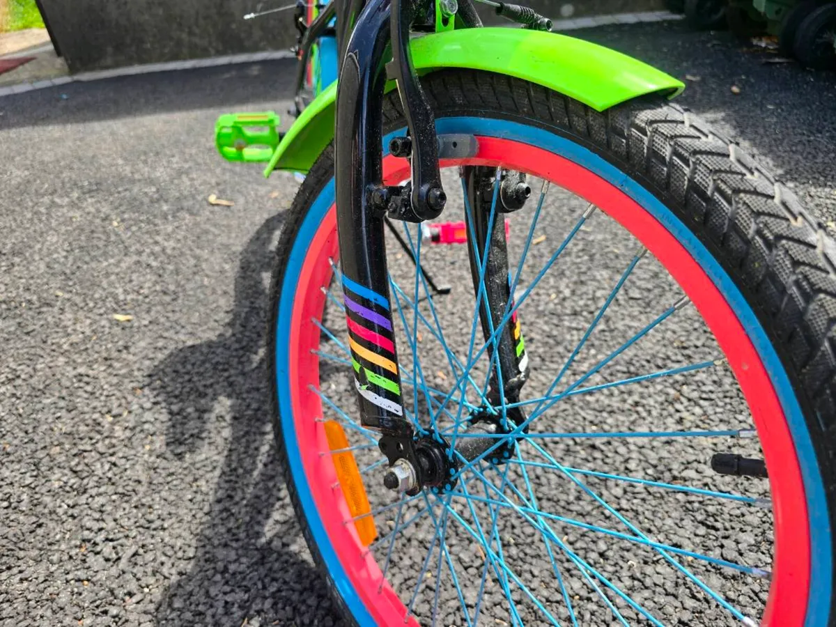 Girls Bike - Image 4