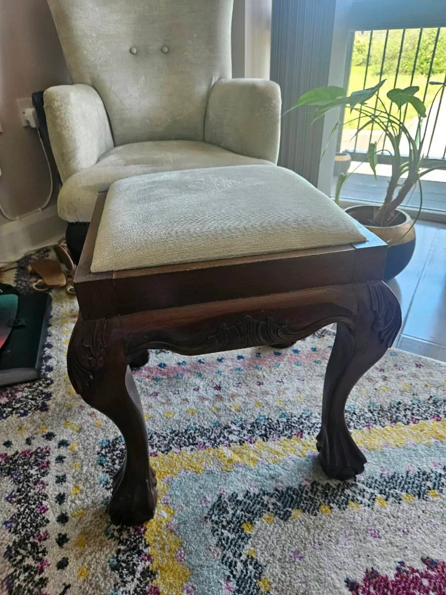 Old style chair - Image 2