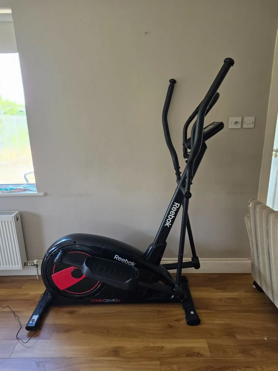 Cross Trainer - Image 1