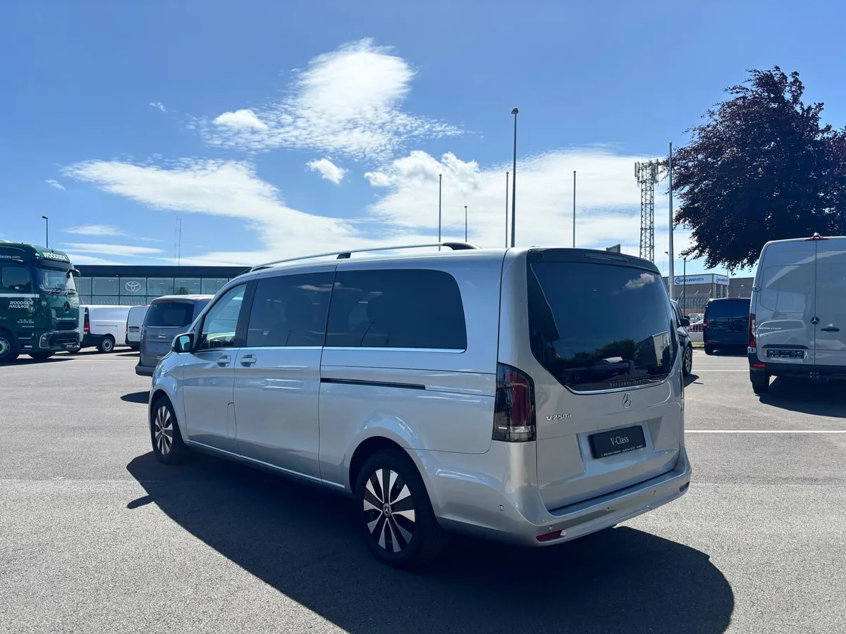 Mercedes-Benz V-Class V 250 AVANTGARDE Extra long - Image 2