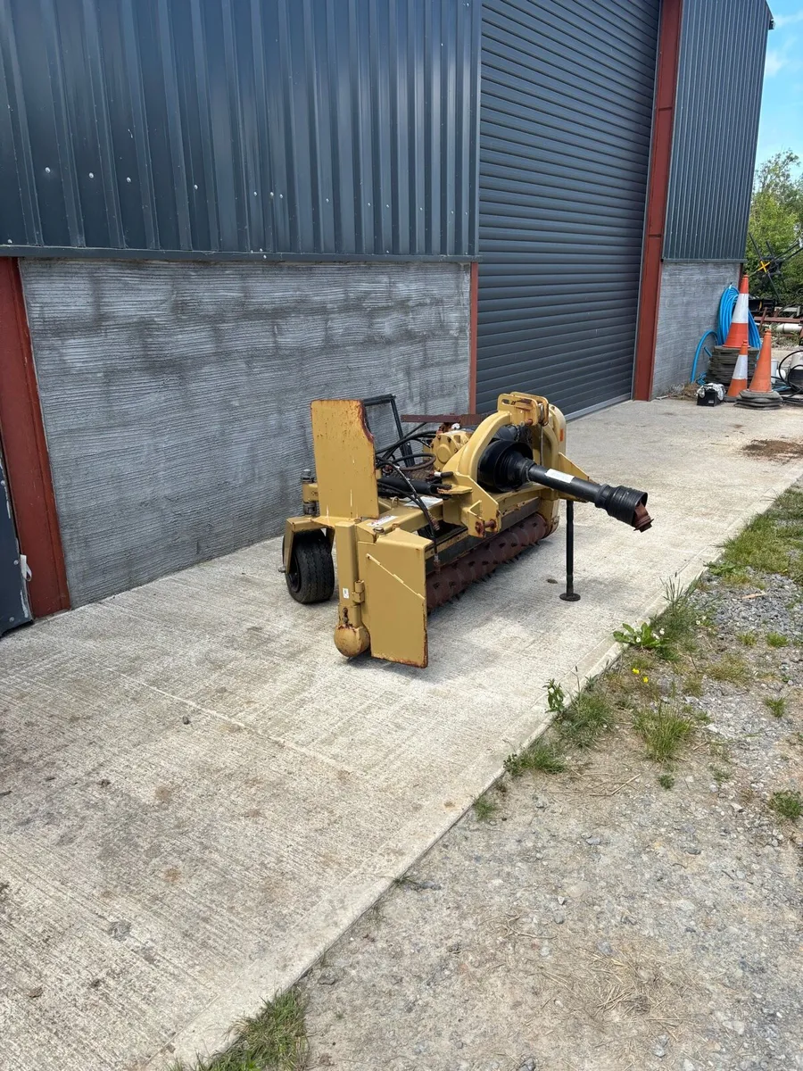 Hydraulic lawn rake - Image 3