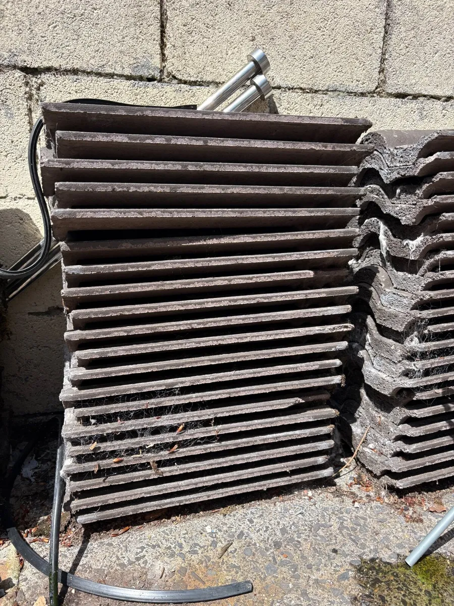 Roof tiles - Image 3