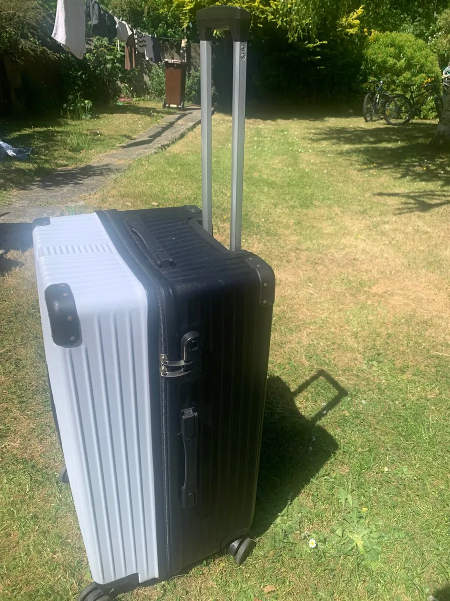 Luggage - Image 3