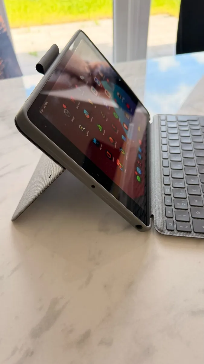 iPad 8th Gen with LogiTech Keyboard - Image 2