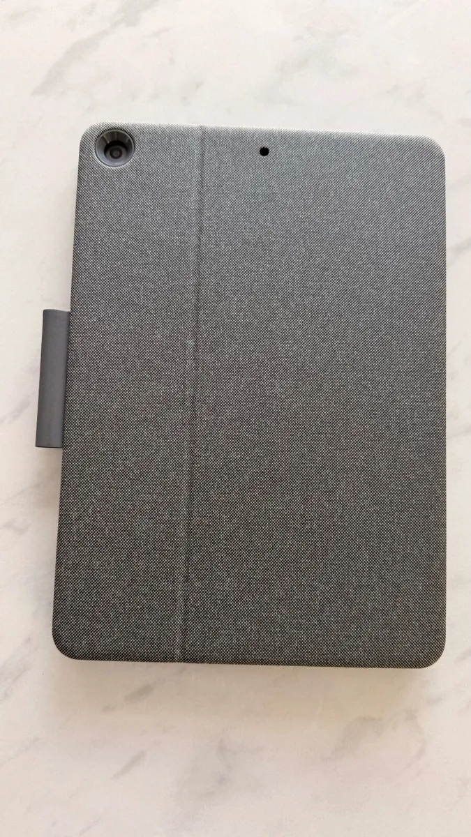 iPad 8th Gen with LogiTech Keyboard - Image 3