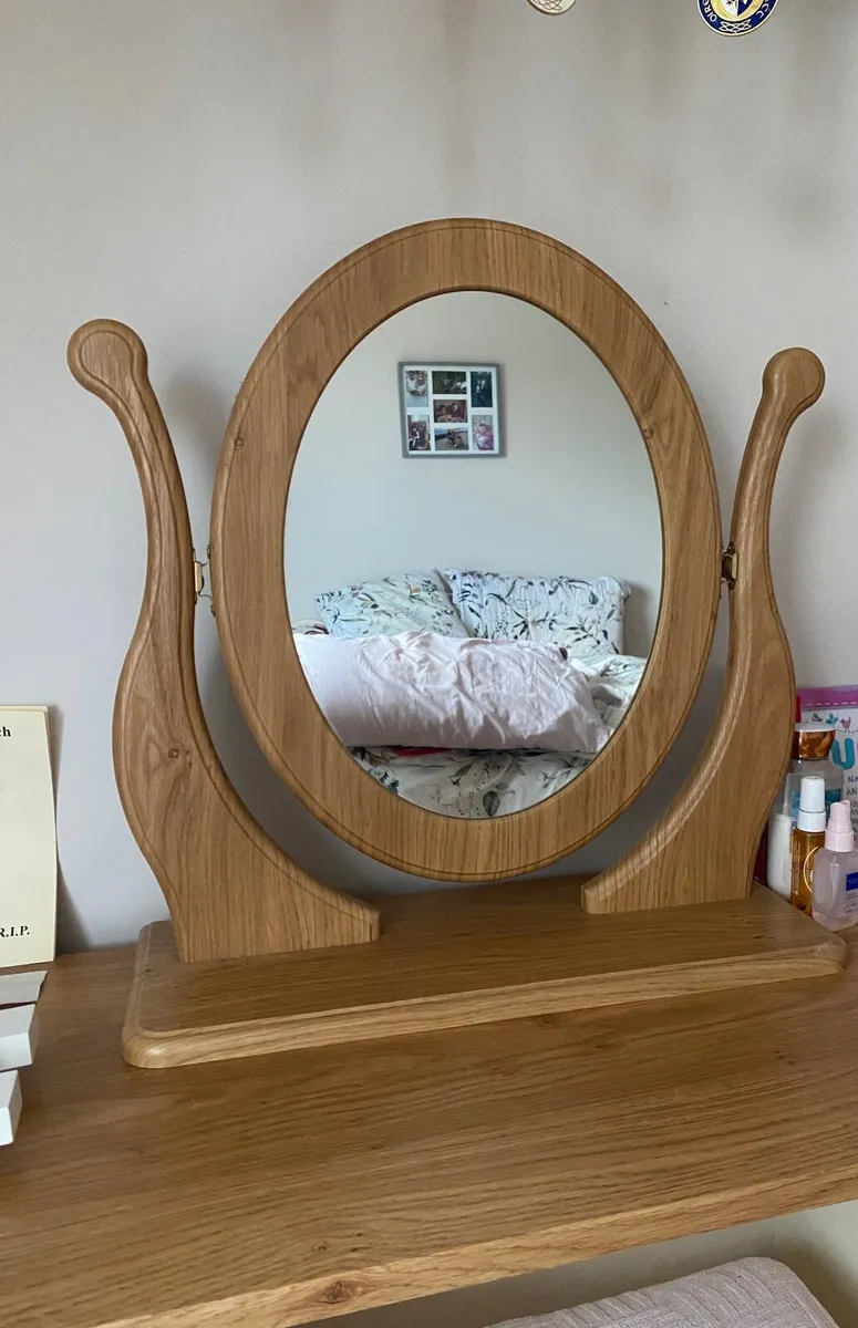 Mirror - Image 1