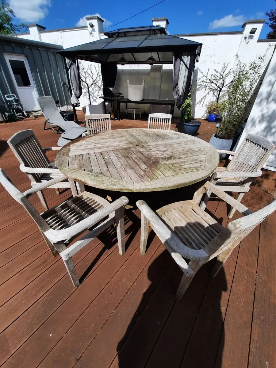 Garden table and chairs - Image 3